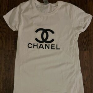 Chanel T-shirt